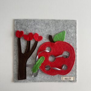 Elma ve Tırtıl Şerit Geçirme  Motor Beceri Eğitim Oyunu